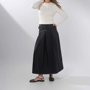 Blue Meli

Leather Trim Denim Skirt-Black